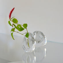 Load image into Gallery viewer, 礫 / 瀬沼健太郎