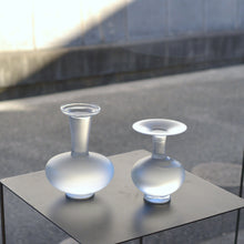 画像をギャラリービューアに読み込む, 長頸壷 / 瀬沼健太郎