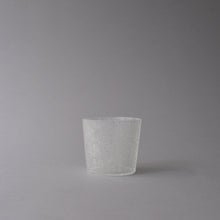 画像をギャラリービューアに読み込む, 猪口 M / 三野直子
