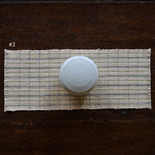 画像をギャラリービューアに読み込む, 敷布01 / 蚕糸