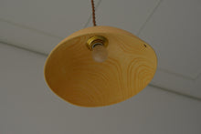 Load image into Gallery viewer, 生木のランプシェード22 (エノキ) Φ22 / 中矢嘉貴