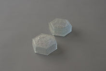 画像をギャラリービューアに読み込む, ときの箱 六角唐花 / 松田苑子