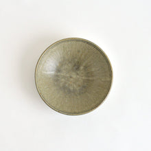画像をギャラリービューアに読み込む, 5寸平鉢 灰釉 / 小林耶摩人