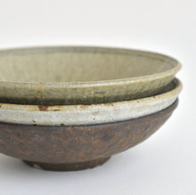 画像をギャラリービューアに読み込む, 5寸平鉢 灰釉 / 小林耶摩人