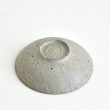画像をギャラリービューアに読み込む, 5寸平鉢 粉引 / 小林耶摩人