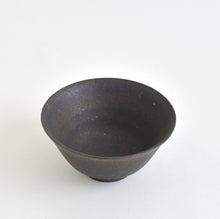 画像をギャラリービューアに読み込む, 飯碗(小) 黒釉 / 小林耶摩人