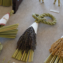 画像をギャラリービューアに読み込む, たわわ(赤) / 丙 ひのえ