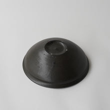 画像をギャラリービューアに読み込む, 黒釉六寸馬たらい皿 / 荒賀文成
