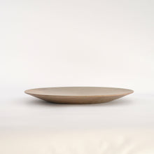 画像をギャラリービューアに読み込む, 平皿 270 イタヤカエデ 鉄媒染 / 内田悠
