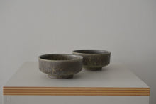画像をギャラリービューアに読み込む, 灰オリーブ切立鉢小 / 清岡幸道