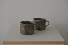 Load image into Gallery viewer, 灰オリーブマグ / 清岡幸道