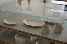 Load image into Gallery viewer, 晶白釉オーバルリム皿大 / 清岡幸道
