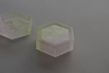 Load image into Gallery viewer, ときの箱 春花文 / 松田苑子