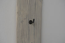 Load image into Gallery viewer, ささふね手付,杉板捶撥 / 吉田佳道