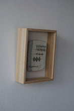 画像をギャラリービューアに読み込む, Relief tile K / 小駒真弓