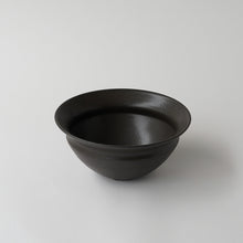 画像をギャラリービューアに読み込む, 黒釉麺鉢 / 荒賀文成