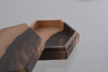 画像をギャラリービューアに読み込む, 黒柿六角蓋物(継ぎ有) / 中村志野