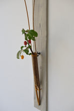 Load image into Gallery viewer, ささふね手付,杉板捶撥 / 吉田佳道