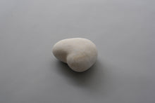 画像をギャラリービューアに読み込む, はりこ石 小 (がさ) / 備中和紙