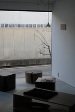 Load image into Gallery viewer, Solid Wood Cube / 藤崎均