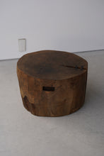 Load image into Gallery viewer, Solid Log / 藤崎均