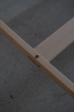 Load image into Gallery viewer, フラキシナス スツール / 田澤祐介