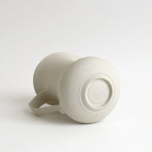 Load image into Gallery viewer, 白磁掛け分けピッチャー / 阿南維也