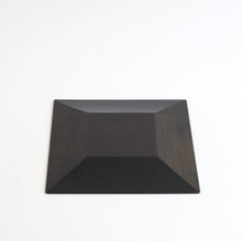 Load image into Gallery viewer, シノギ角皿 190 / 芦田貞晴