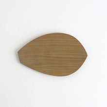 Load image into Gallery viewer, 蓮弁皿 中(鉄媒染) / 紀平佳丈