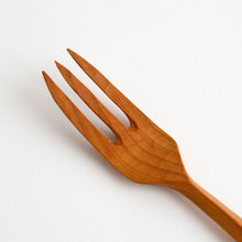 画像をギャラリービューアに読み込む, フォークM / 南裕基