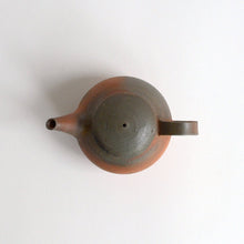Load image into Gallery viewer, 備前茶壺 / 森本仁