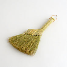 画像をギャラリービューアに読み込む, 小箒 大 白 / hashime