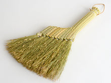 画像をギャラリービューアに読み込む, 小箒 大 白 / hashime