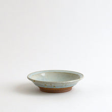 画像をギャラリービューアに読み込む, 灰釉5寸鉢 / 佐藤大寿