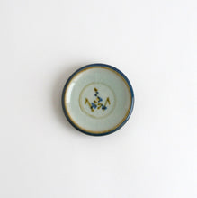 Load image into Gallery viewer, つゆ草小皿 / 袖師窯