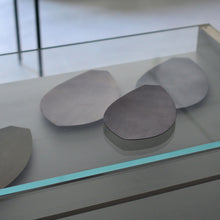 画像をギャラリービューアに読み込む, 蓮弁皿 小(拭漆) / 紀平佳丈