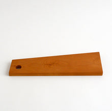 Load image into Gallery viewer, カッティングボード / 芦田貞晴