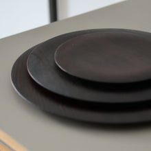 画像をギャラリービューアに読み込む, 黒丸皿140(拭漆) / 紀平佳丈