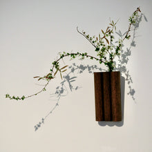 画像をギャラリービューアに読み込む, 掛花入(拭漆) / 紀平佳丈