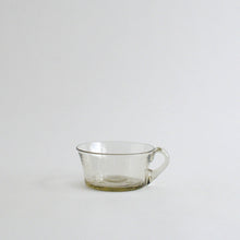 画像をギャラリービューアに読み込む, アイスクリームカップ / 三浦侑子