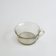 画像をギャラリービューアに読み込む, アイスクリームカップ / 三浦侑子