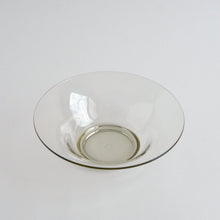 画像をギャラリービューアに読み込む, わっか台鉢 / 三浦侑子