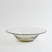 画像をギャラリービューアに読み込む, わっか台鉢 / 三浦侑子