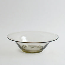 画像をギャラリービューアに読み込む, わっか台鉢 / 三浦侑子