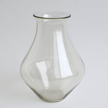 画像をギャラリービューアに読み込む, 壺型花器 / 三浦侑子