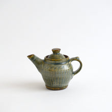 Load image into Gallery viewer, 呉須釉鎬手岩茶器 / 柴田雅章