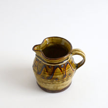 Load image into Gallery viewer, 飴釉流描ミルク注 / 柴田雅章