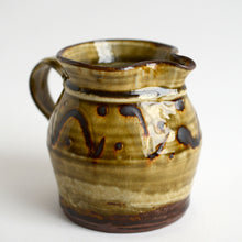 Load image into Gallery viewer, 飴釉流描ミルク注 / 柴田雅章