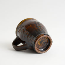 Load image into Gallery viewer, 飴釉筒描マグカップ / 柴田雅章