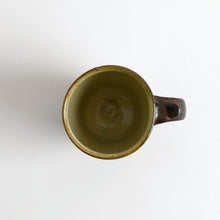 Load image into Gallery viewer, 飴釉流描マグカップ / 柴田雅章